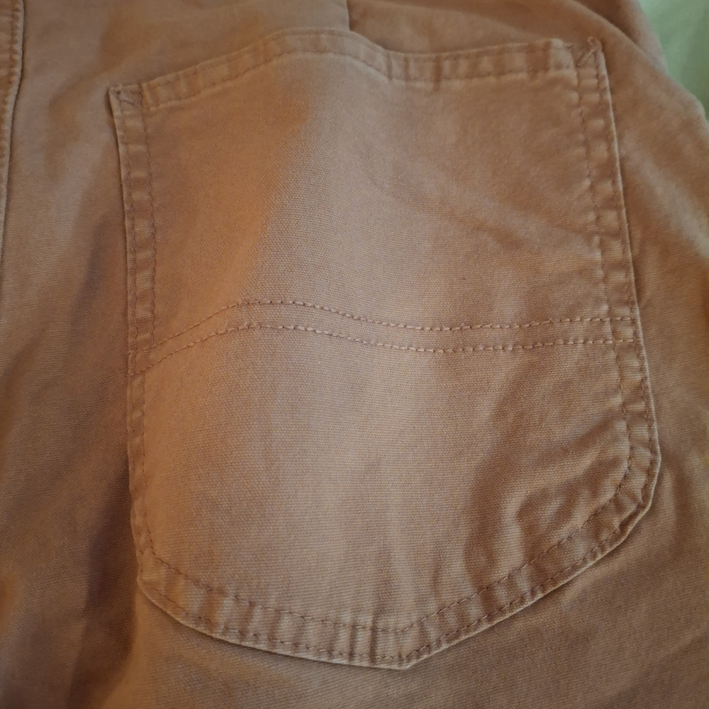 Lee Women's Cargo Pants in Light Peach - Picture 9 of 9